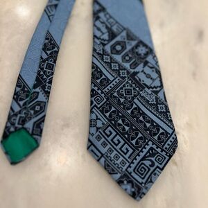 Vintage tie